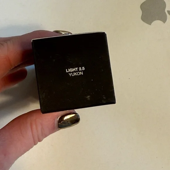 NWT NARS Natural Radiant Yukon Longwear Foundation - Picture 7 of 10